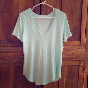Lululemon V Neck T-Shirt